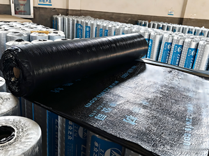 Membrane d'étanchéité autocollante résistante aux racines en polyester, caoutchouc butyle et bitume modifié SBS pour toiture végétale 5 - Product Image 5