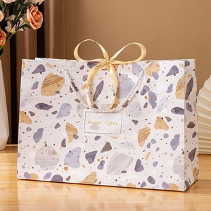 Borsa Regalo <span class=keywords><strong>di</strong></span> Lusso Personalizzata con Motivo Terrazzo in Carta Avorio, Elegante Manico con Nastro Dorato, Confezione per Boutique e <span class=keywords><strong>Abbigliamento</strong></span> - Product Image 6
