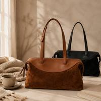 Tas Tote Kulit Suede Asli Buatan Tangan Dua Warna Panel U Rumbai Ritsleting Gesper Tali Tas Selempang Wanita Label Pribadi Pesanan Khusus