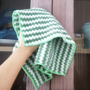 Paño de limpieza verde a rayas, rectangular, absorbente, paño de cocina para fregar muebles. - Product Image 1
