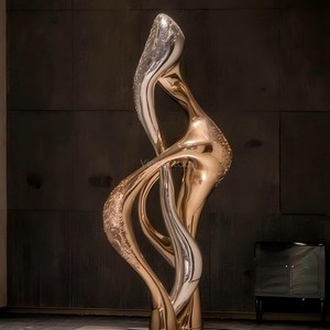 Escultura Moderna de Fibra de Vidrio Distorsionada Vincentaa, Escultura Decorativa Dorada para Interiores - Product Image 3