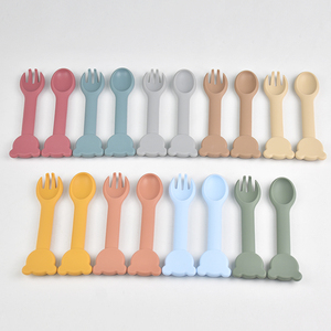 Juego de cucharas de silicona para bebés, utensilios para niños pequeños, cubiertos de entrenamiento para niños, sin BPA, tenedor de grado alimenticio, alimentación suave, reutilizable - Product Image 1