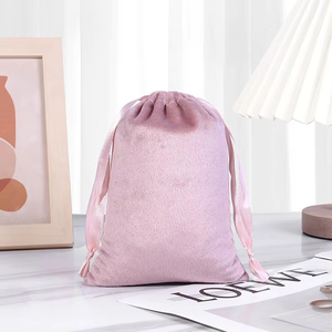Bolsas de Terciopelo con Cordón para Almacenamiento, Embalaje de Joyería y Regalos - Product Image 6