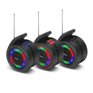 Wireless portatile basso RGB LED luce colorata senza fili BT altoparlante per interni FM Radio USB TF scheda attiva altoparlante creativo