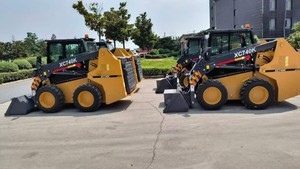 لودر انزلاقي التوجيه جديد تمامًا بحمولة <span class=keywords><strong>3</strong></span> أطنان طراز XC740K، لودر صغير بعجلات متوفر في المخزون - Product Image 3