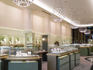 Exposición de joyería fina Diseño de joyería Joyería especial Treasury Mall Showcase - Product Image 4