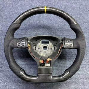 Volante de Fibra de Carbono Perforado en Cuero Negro de Diseño Personalizado para VW <span class=keywords><strong>Caddy</strong></span> <span class=keywords><strong>Maxi</strong></span> Life Transporter T6.1 - Product Image 3