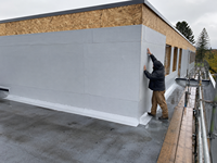 Membrane d'étanchéité autocollante flexible Broven AD pour enveloppe de bâtiment, anti-humidité par recouvrement