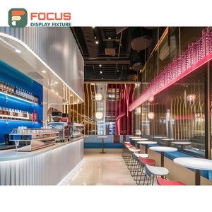 เคาน์เตอร์บริการกาแฟแบบครบวงจร พร้อมชั้นวางขนมและเคาน์เตอร์แคชเชียร์ลายไม้วอลนัทสำหรับร้านกาแฟ - Product Image 2