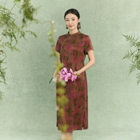 Gaun Sutra Gambiered Lengan Pendek Kerah Tegak 100% Sutra Mulberry Warisan Budaya Tidak Tersentuhkan Cina Premium yang Laris Manis