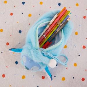 可愛い 学生向け カートゥーン スティッチ ペンケース 収納バッグ ぬいぐるみ メイクポーチ、出張用ポータブル 手持ち洗面用具バッグ - Product Image 5