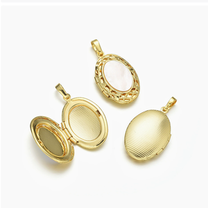 YH2034 Elegante <span class=keywords><strong>Colgante</strong></span> de Latón Chapado en Oro de 18K <span class=keywords><strong>con</strong></span> Forma de Corazón Redondo Ovalado e Incrustaciones de Concha Natural para Guardar Fotos - Product Image 3