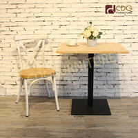 Table en bois avec pieds en fer, de Style nordique moderne, Table ronde et carrée, pour Restaurant et café, 2023