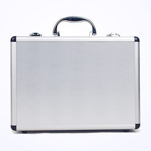 Gran oferta, maletín médico de Metal y aluminio de tamaño personalizado, inserto de espuma compatible con OEM para almacenamiento de exhibición para profesionales médicos - Product Image 5