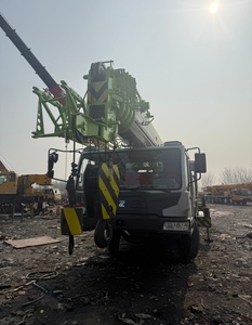 Grue sur camion Zoomlion ZTC300V5 30t en bon état, capacité 130t, avec grue SAC1300T, STC800T6, STC800T5, STC1000C7 à prix avantageux - Product Image 2