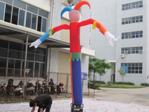Payaso Inflable de Más de 3.6 Metros con Ventilador Incorporado y Alimentación por Enchufe, Impermeable, Fácil de Instalar para Eventos Publicitarios - Product Image 5