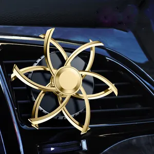 Car Diffuser vent clip Aromatherapy Essential Oil Diffuser Locket/Car Air Freshener