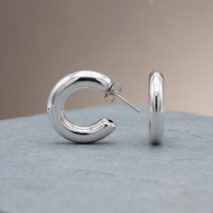 Plain Round C-Shape Minimalist 925 <b>Sterling</b> <b>Silver</b> <b>Stud</b> Earrings [4.5mm Diameter] - Product Image 2