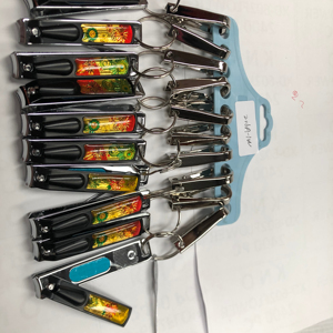 Cortaúñas grande soporte de gancho para llaves limpiador de oídos una tarjeta 10 juegos Foshan fábrica suministro directo de fábrica precio bajo costo barato - Product Image 1