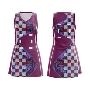 Conception de maillots de netball à la mode, tissu respirant, fabrication sur mesure, maillot de netball par sublimation - Product Image 2