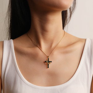 Alla moda di alta qualità religione Amazonite naturale gemma la croce forma <span class=keywords><strong>collana</strong></span> per il partito - Product Image 2