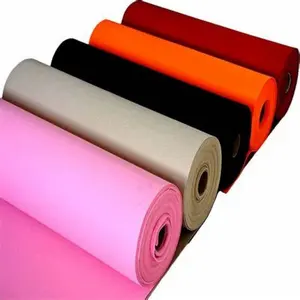 Couleur Diy polyester feutre doux 1-5mm d'épaisseur non-tissé feutre Offre Spéciale