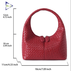 Borsa a Spalla in Pelle Blu con Logo Personalizzato per Donna, Design Luna, Borsa a Mano in Pelle Personalizzata per Signora - Product Image 5