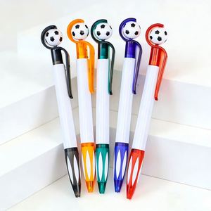 Stylos à bille en plastique en forme de ballon de football promotionnels et bon marché avec logo, vente en gros de stylos publicitaires, stylo personnalisé pour les événements d'entreprise - Product Image 2