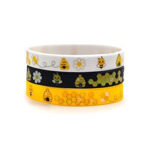 Bracelet en silicone souvenirs du Jour mondial du printemps, avec abeille et nid d'abeille, cadeau pour enfants pour fêtes, bracelet en caoutchouc, prix d'usine, en stock - Product Image 1