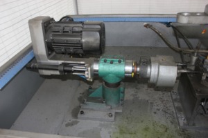 เครื่องเจาะอัตโนมัติ ผลิตในจีน รับประกันหนึ่งปี - Product Image 2