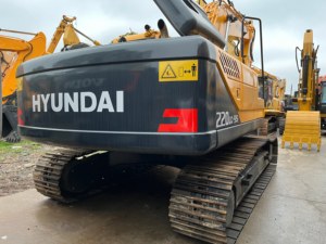 Excavatrice d'occasion d'origine coréenne 220LC-9S, excavatrice hydraulique à chenilles Hyundai 220-9S, excavatrices d'occasion Hyundai220 210 à vendre - Product Image 2