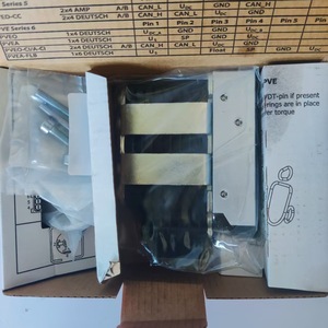 Módulo de Control Electrónico Danfoss 11166817 Nuevo para Motor de Tipo Cicloidal - Product Image 3
