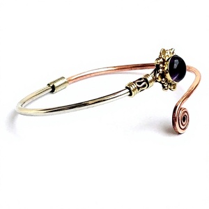 Pulsera de 2 tonos hecha a mano, brazalete de Metal de cobre y plata alemán, brazalete de piedra de amatista - Product Image 3