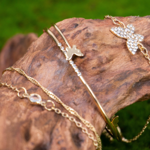 Juego de 5 Collares de Joyería Clásicos de Estilo Bohemio con Mariposas Abiertas, Chapados en Aleación de Plata - Product Image 1