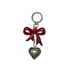 Porte-clés en plastique rouge pour le Nouvel An - Pendentif cœur pêche tendance pour sac, téléphone, clés, décoration de cadeaux - Product Image 5