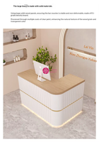 Comptoir de réception moderne et simple Yicheng en gros, bureau de caisse pour magasin de vêtements, salon de beauté, table de bar d'angle pour salon de thé au lait
