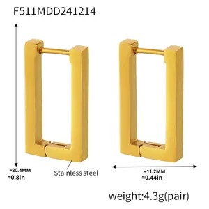 <span class=keywords><strong>Orecchini</strong></span> in acciaio inossidabile alla moda Non sbiaditi <span class=keywords><strong>orecchini</strong></span> a cerchio <span class=keywords><strong>rettangolari</strong></span> placcati in <span class=keywords><strong>oro</strong></span> 18K con fibbia geometrica dell'orecchio da donna - Product Image 4