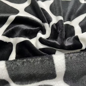 Motif imprimé personnalisé de haute qualité Double face tricoté 270Gsm 100% polyester flanelle tissu polaire pour pyjamas - Product Image 6