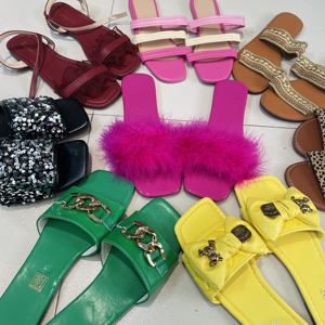 हॉट सेलिंग महिलाओं कैजुअल पु चप्पल स्टॉक उत्पाद - Product Image 1