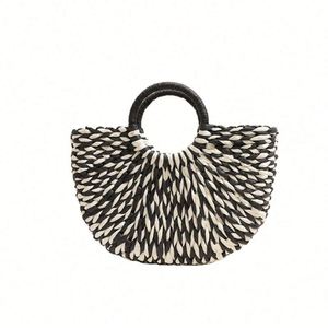 Panier de plage demi-rond en paille pour femme 2024, nouveau modèle en rotin tressé avec pompons, idéal pour les vacances à la plage - Product Image 6