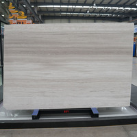 Dalle de marbre blanc veiné naturel pour revêtements de sol et décorations murales modernes