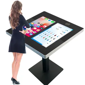 طاولة تفاعلية شحن بها شاشة LCD رقمية تعمل باللمس مناسبة للفنادق والمطاعم طاولة ذكية لاسلكية بسعة تعمل بنظام android
