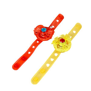 Fournisseur transfrontalier <span class=keywords><strong>de</strong></span> jouets lumineux pour enfants, <span class=keywords><strong>toupie</strong></span> à LED en plastique, <span class=keywords><strong>dessin</strong></span> <span class=keywords><strong>animé</strong></span>, <span class=keywords><strong>toupie</strong></span> à LED, jouet lumineux à succès - Product Image 5