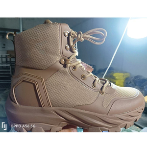 Bottes tactiques montantes en cuir marron DF023 pour hommes avec fermeture éclair, idéales pour la randonnée en extérieur – Vente en gros pour revendeurs - Product Image 2