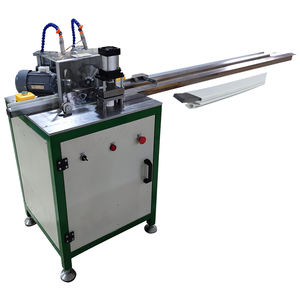 Caoutchouc pvc polyvalent machine polyvalente réfrigérateur <span class=keywords><strong>bande</strong></span> d'étanchéité <span class=keywords><strong>bande</strong></span> magnétique 45 degrés <span class=keywords><strong>angle</strong></span> <span class=keywords><strong>joint</strong></span> machine de découpe cutter - Product Image 4