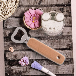 Ouvre-bouteille de bière en acier inoxydable avec manche en bois vierge, moderne et durable, vente en gros personnalisée - Product Image 3