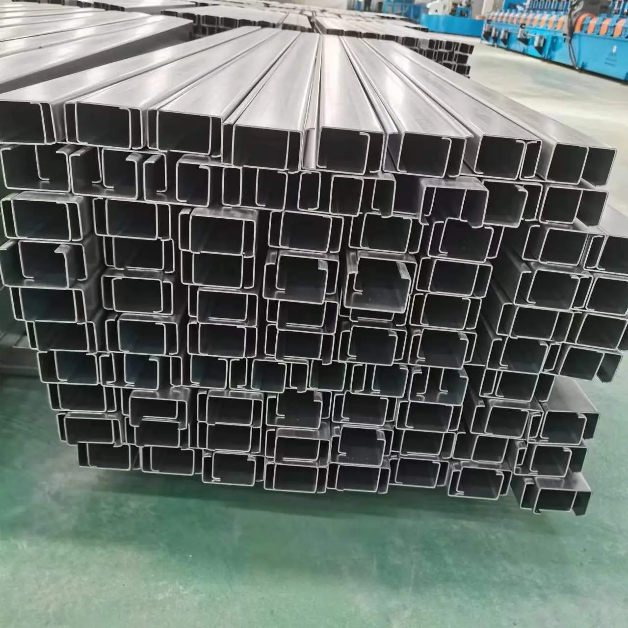 2m uzunluk 22*41 magnezyum alüminyum alaşımlı galvaniz unisteel çelik yapı dikme profili