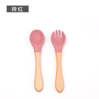 Cuillère en silicone de qualité alimentaire pour bébé avec manche en bois, cuillère souple pour apprendre au bébé à manger, silicone de qualité alimentaire