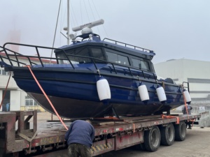 Bateau de pêche à moteur en aluminium de 9 m (30 pieds) avec coque en V profonde, certifié CE, à essence, pour la croisière et la pêche - Product Image 6