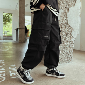 <span class=keywords><strong>Pantalon</strong></span> long léger et décontracté pour garçon <span class=keywords><strong>Pantalon</strong></span> cargo taille moyenne avec poches plates sur le devant et les côtés - Product Image 4